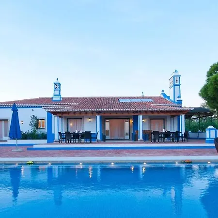 Olhos De Agua Sleeps 12 With Pool And Air Con Villa *