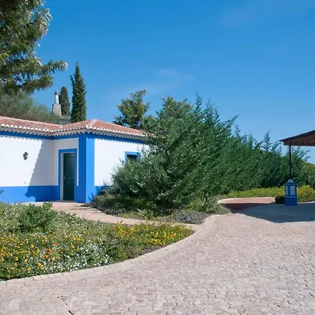 Villa Olhos De Agua Sleeps 12 With Pool And Air Con Olhos de Agua (Albufeira)