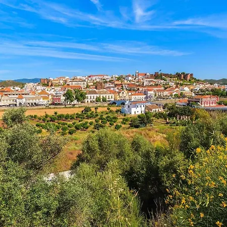 Villa Olhos De Agua Sleeps 12 With Pool And Air Con *